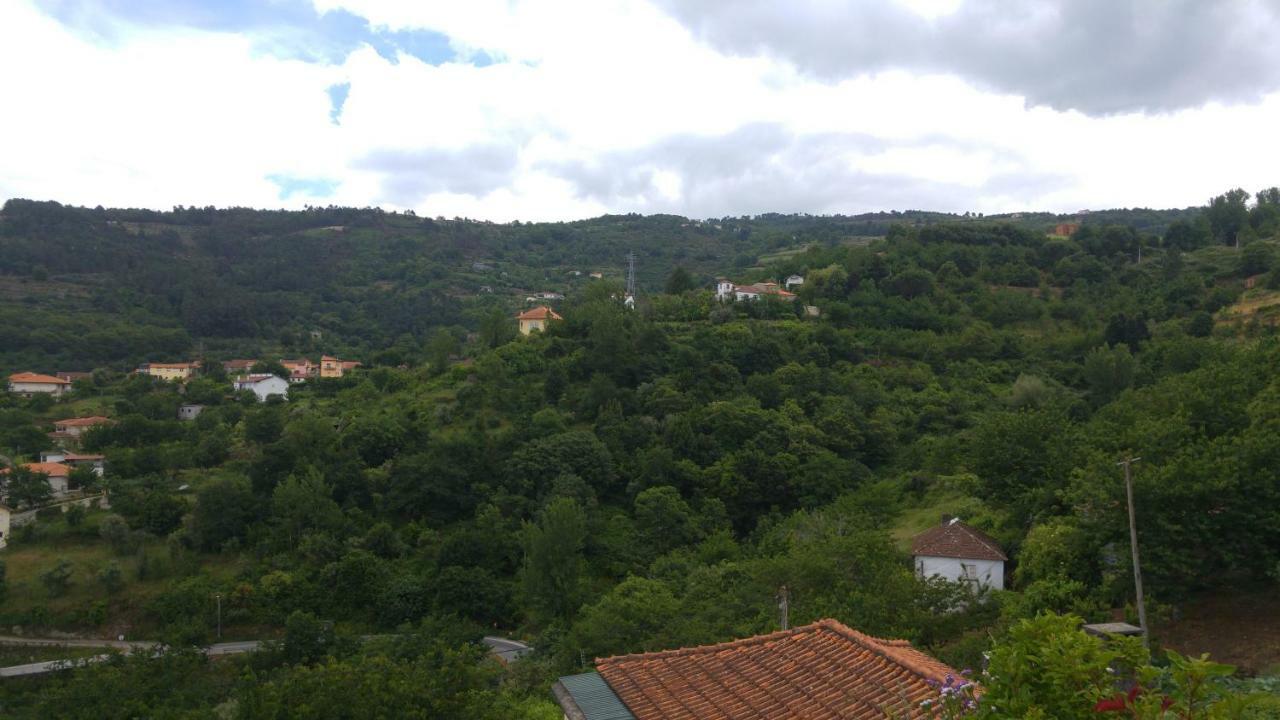 Casa Da Eira - Castanheiras Guest House Resende Bagian luar foto